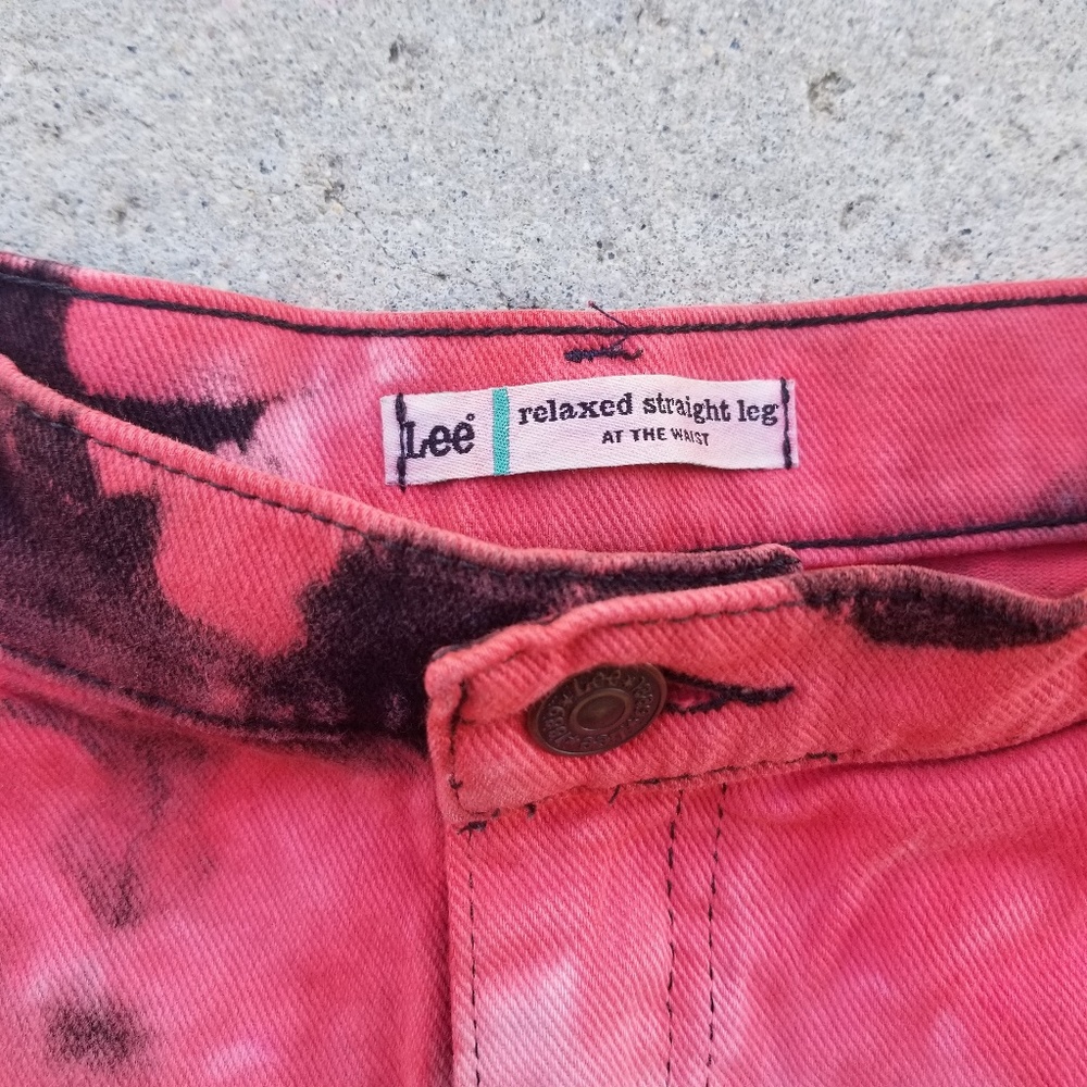 Lee Red Cut off Distressed Tie Dye Denim Shorts - Picture 4 of 7